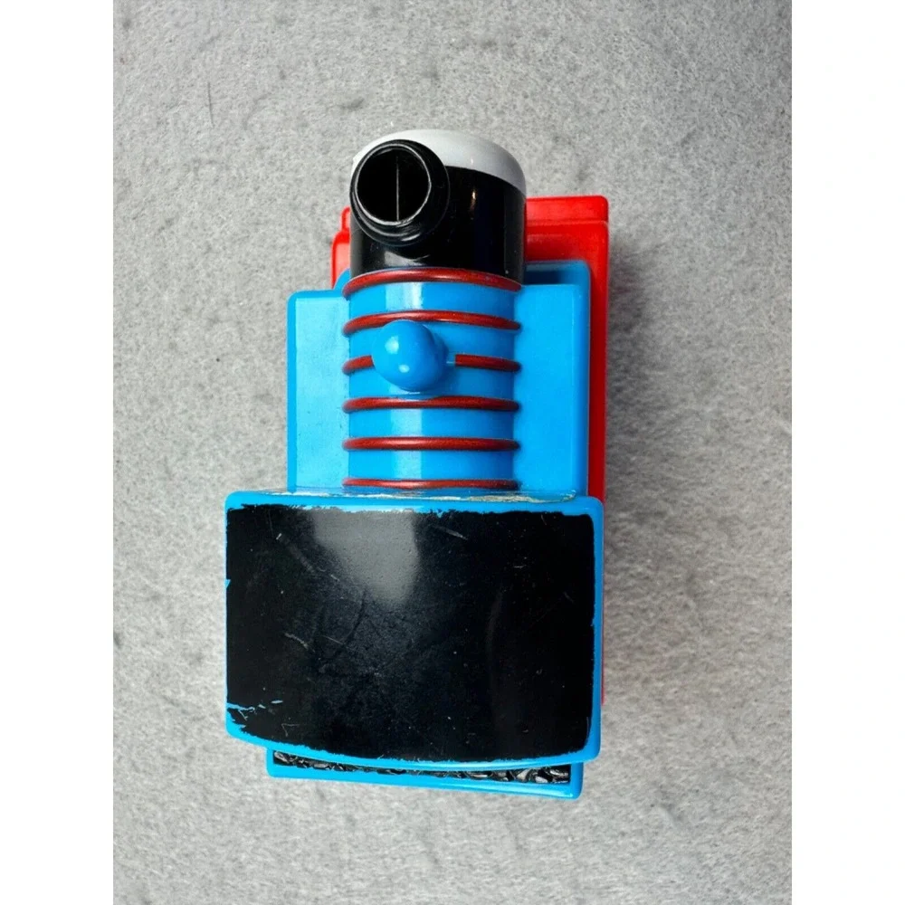 Thomas & Friends Pullback 2009 Thomas the Tank Engine Train Mattel Does Not Work